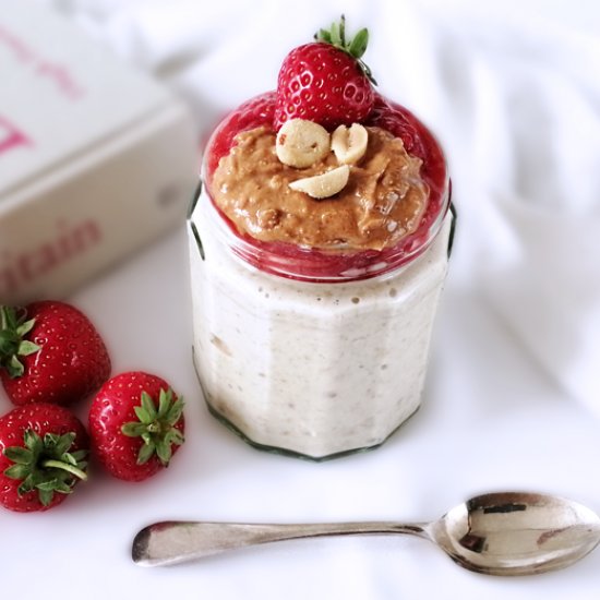 Low FODMAP Overnight Oats PB&J