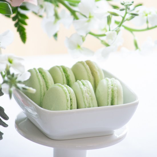 Green Apple Macarons