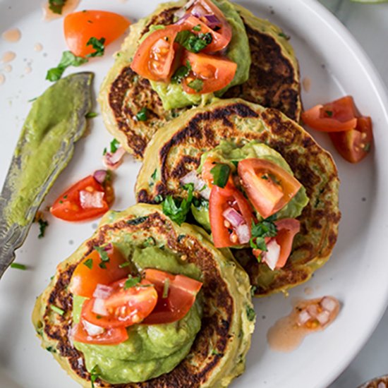 SAVOURY VEGAN PANCAKES WITH AVOCADO