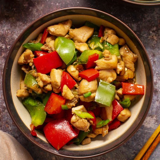 Chicken with Duo Peppers Stir Fry