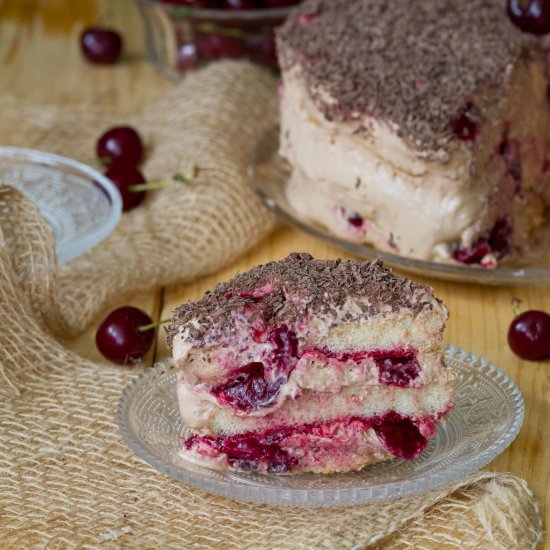 No-bake fudge mousse cake