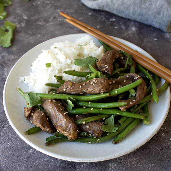 Beef and green beans stir fry