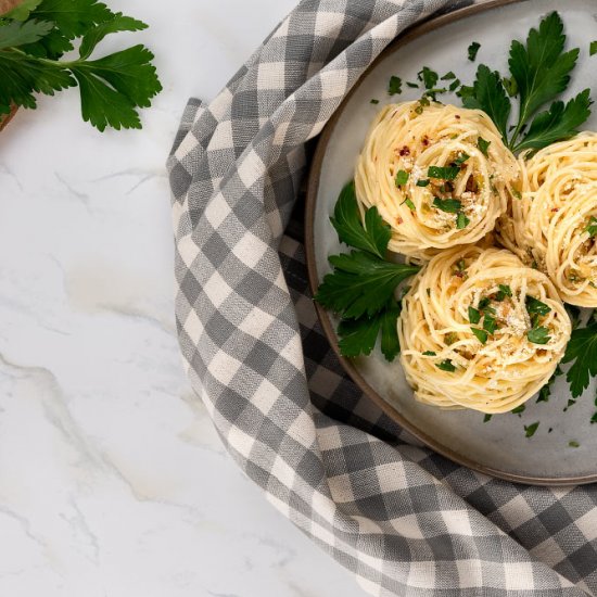 Buttery Garlic Angel Hair Pasta