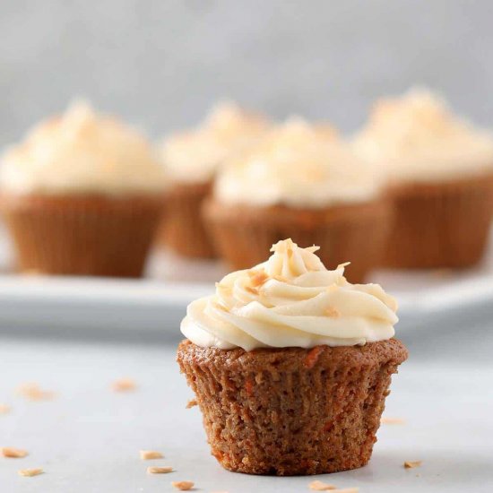 Vegan Carrot Cake Cupcakes