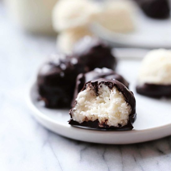 Healthier Chocolate Coconut Balls