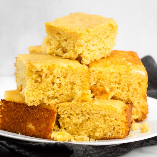 Sweet Maple Cornbread