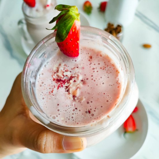 Strawberry banana milkshake