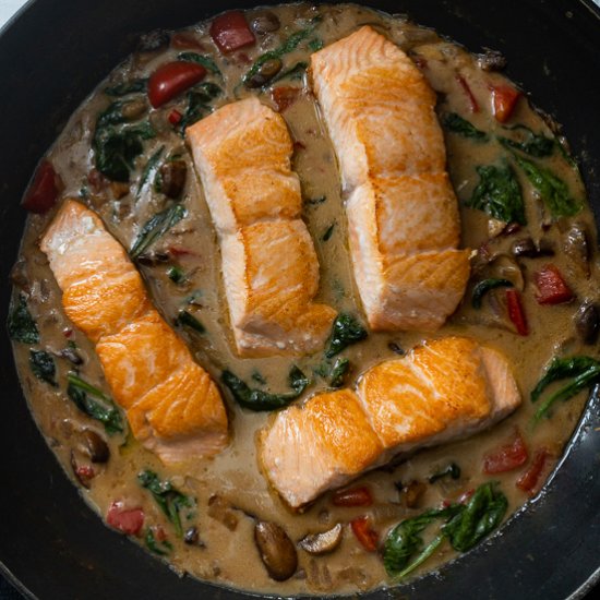 Pan Seared Salmon in creamy Coconut