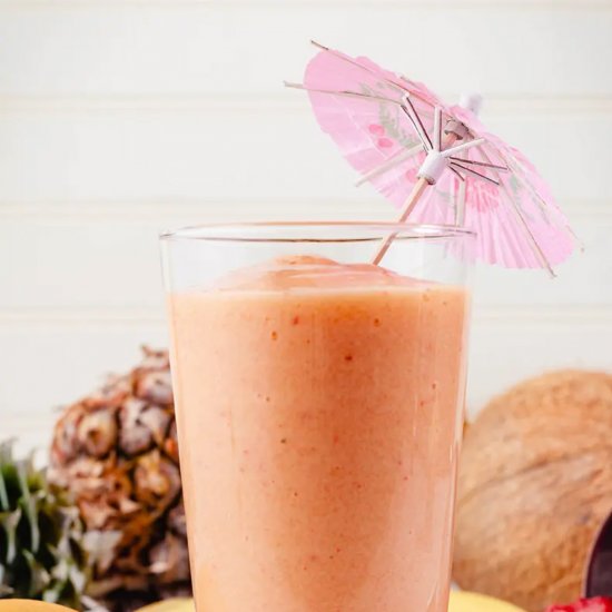 Strawberry Pineapple Banana Smoothie