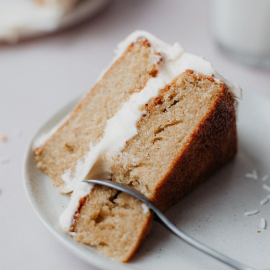 Cardamom Cake with Cream Cheese