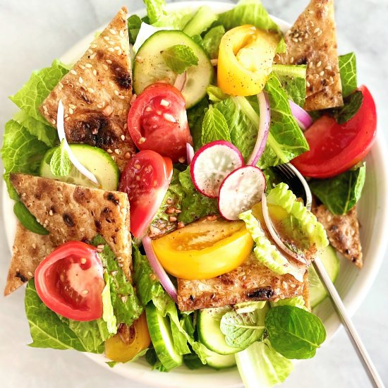 fattoush with heirloom tomatoes