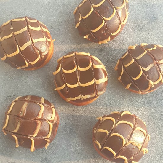 Eggless peanut butter doughnuts