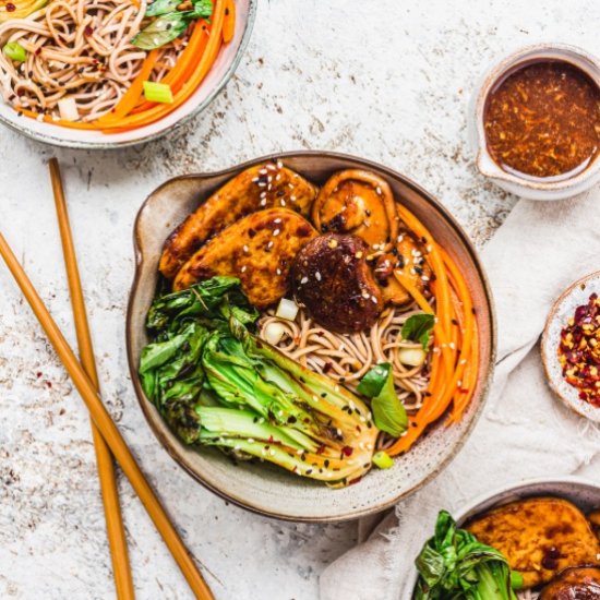 Sticky Mushroom Tofu Noodles