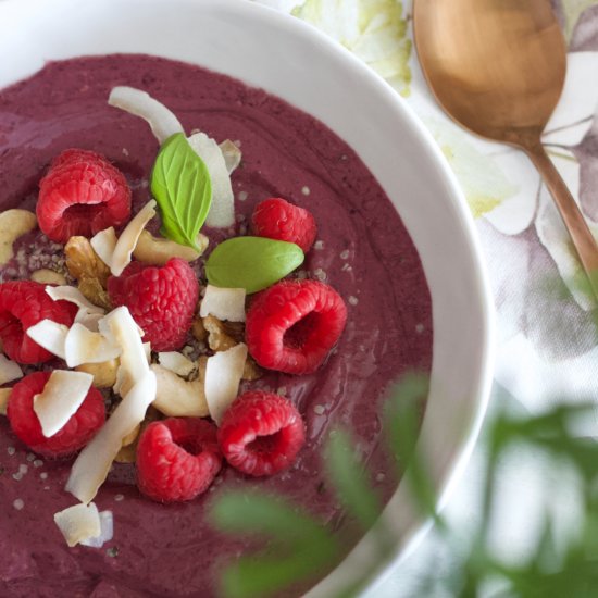 Açaí & Basil Smoothie Bowl