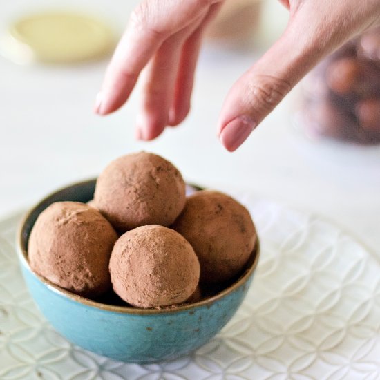 Fudgy Brownie Energy Balls