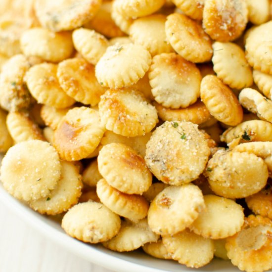 Parmesan Ranch Oyster Crackers