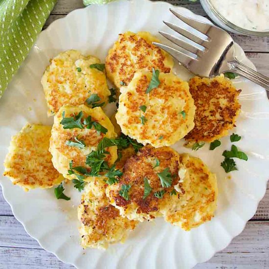 Fiskefrikadeller–Danish Fisk Cakes