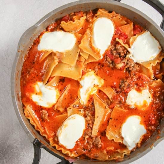 5 Ingredient Skillet Lasagna Recipe