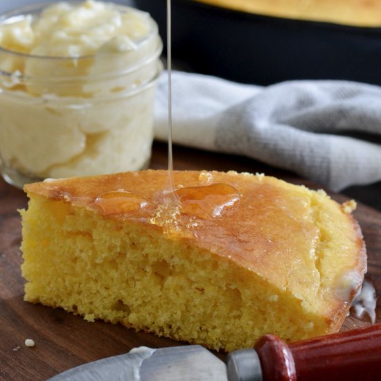 Homemade Golden Cornbread