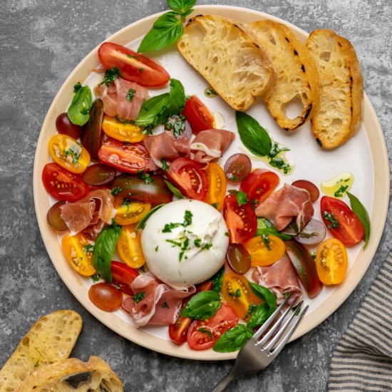 Tomato salad with burrata