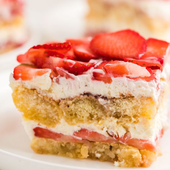 Strawberry Tiramisu