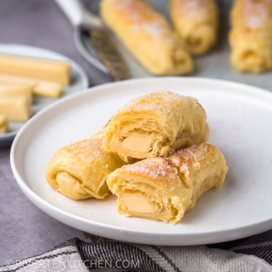 Soft Cheese Bread Rolls