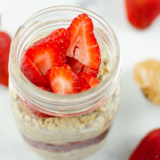 PB&J Overnight Oats