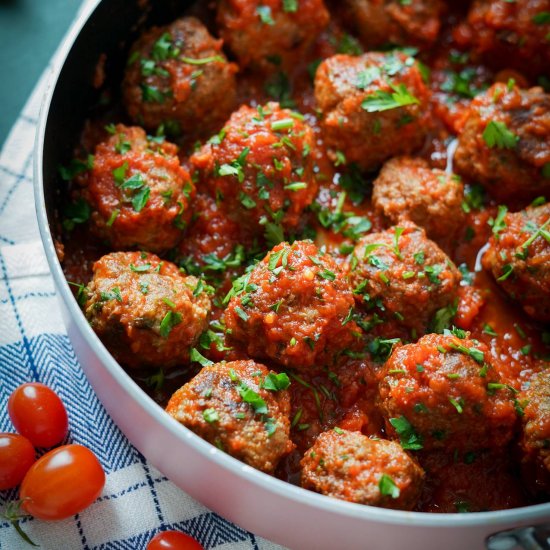 Meatballs Recipe with Tomato Sauce