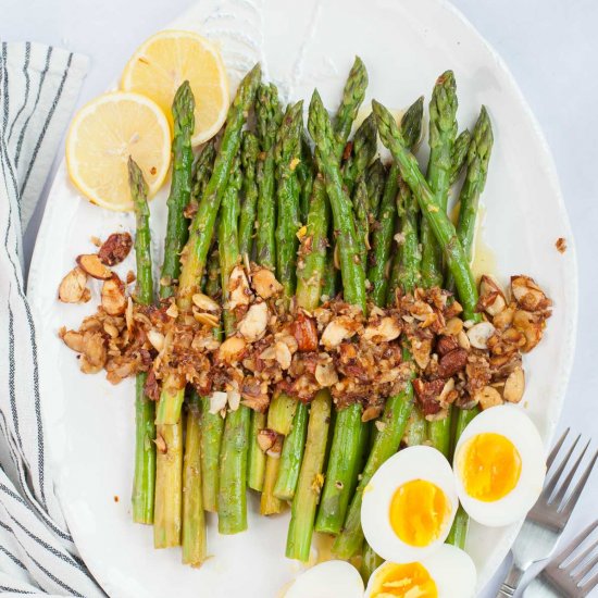 asparagus almondine