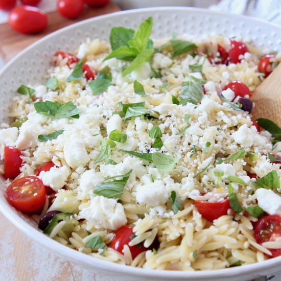 Easy Greek Orzo Salad