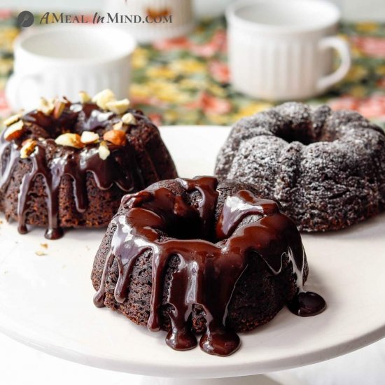 Paleo Chocolate Mini Bundt Cakes