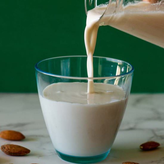 How To Make Almond Milk in 10 mins