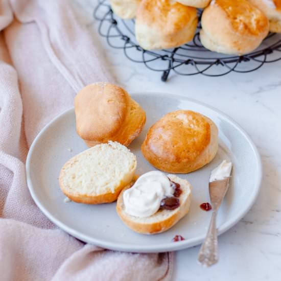 Lemonade Scones (3 Ingredients)