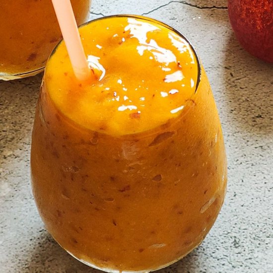 Peach mango smoothie