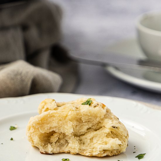 Yummy Cheese Biscuit With Herbs