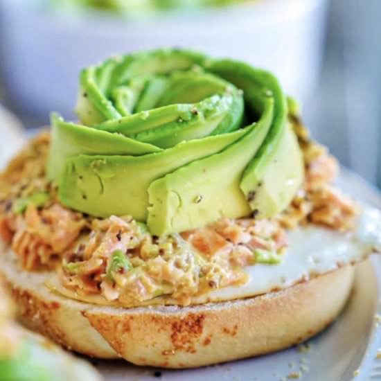 Easy Baked Salmon Sandwich