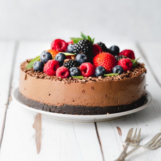 Vegan Chocolate Mousse Cake