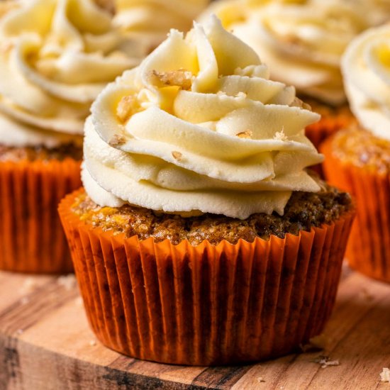 Vegan Carrot Cake Cupcakes