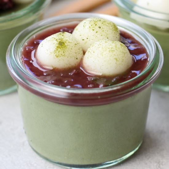 Creamy Matcha Pudding (Vegan)