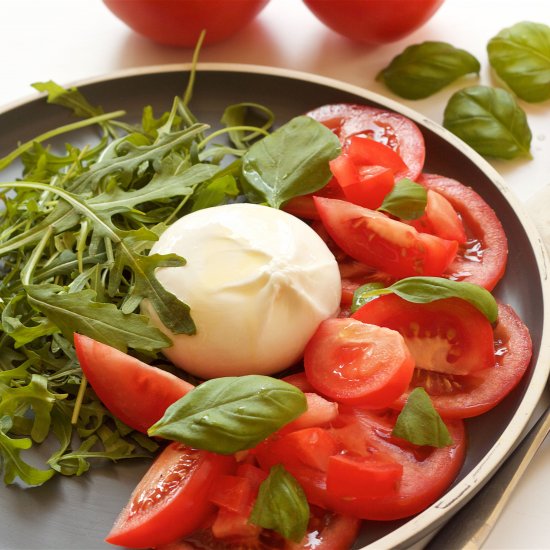 Caprese salad with burrata cheese