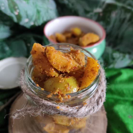 Indian Gooseberry Pickle/Amla Achar