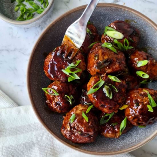 Asian pork meatballs