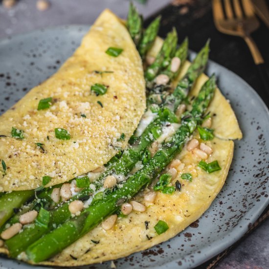 Asparagus Omelette with Ricotta