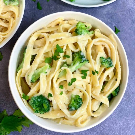 Instant Pot Fettuccini Alfredo