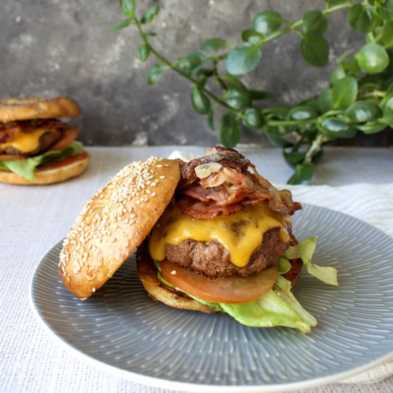 Bagel burgers