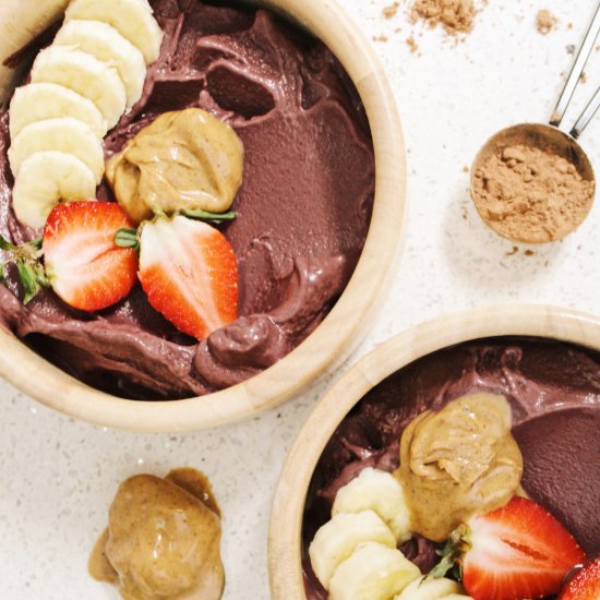 Chocolate Peanut Butter Acai Bowl