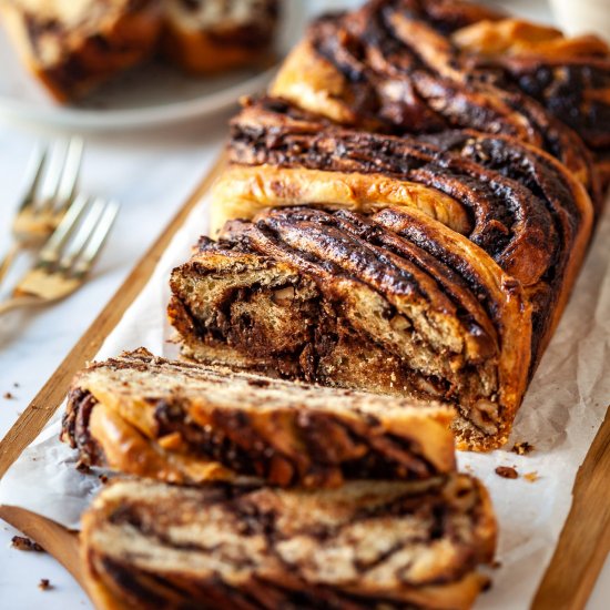 Easy Vegan Chocolate Babka