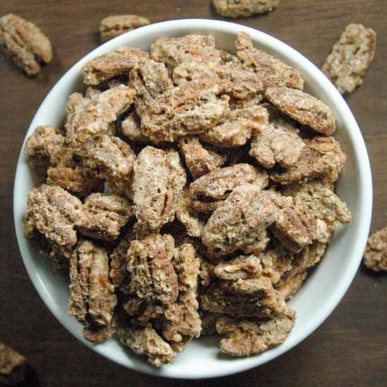 Easy Cinnamon Spiced Pecans