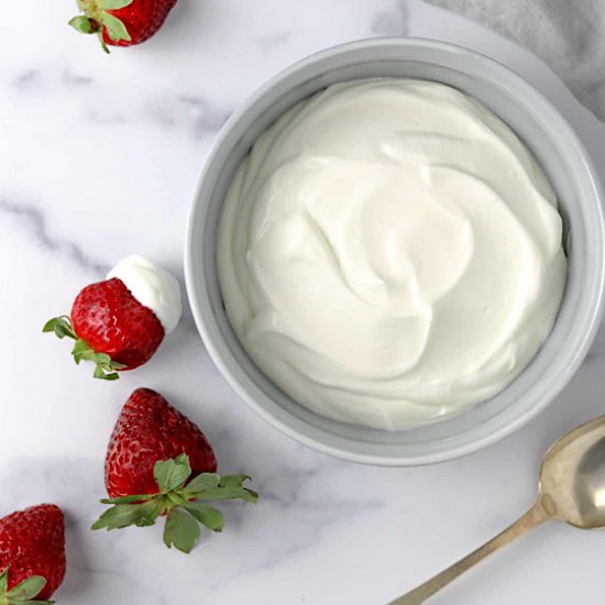 Whipped Vanilla Skyr Cream