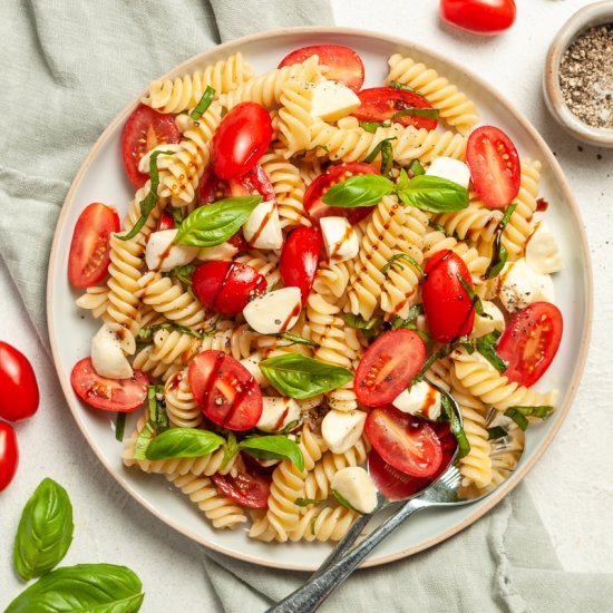 Caprese Pasta Salad